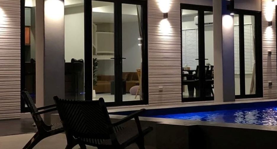 For rent 4 bedrooms villa in Huay Yai, Pattaya