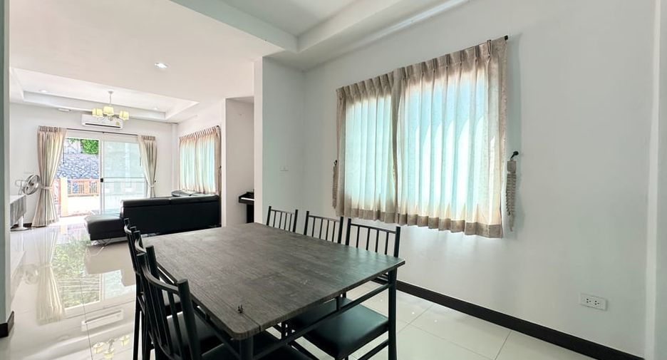 Haus zur Miete mit 3 Zimmer in East Pattaya, Pattaya