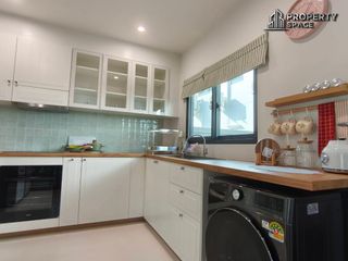 À louer et à vendre 4 chambres maison à Bang Lamung, Chonburi