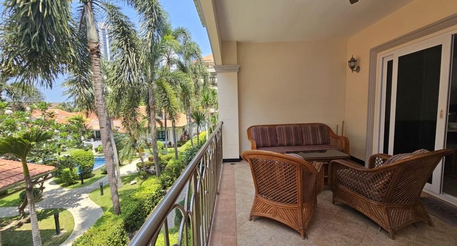 For rent 2 bedrooms condo in Pratumnak, Pattaya