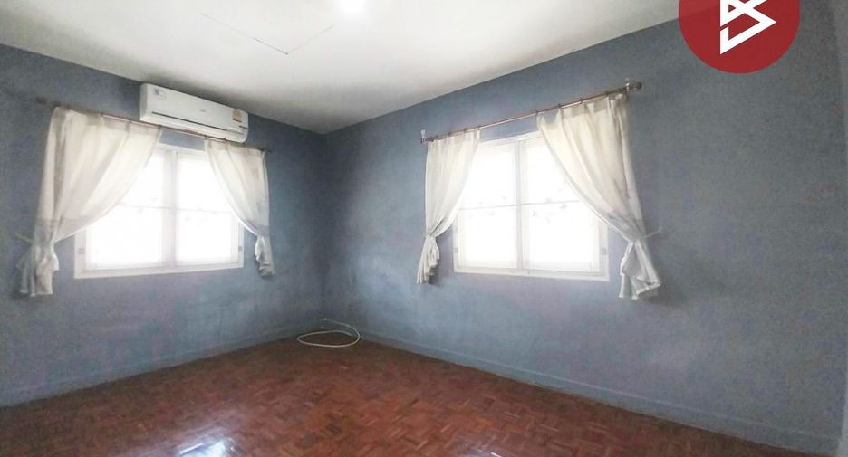 出售 3 卧室 联排别墅 在 Mueang Chachoengsao, Chachoengsao