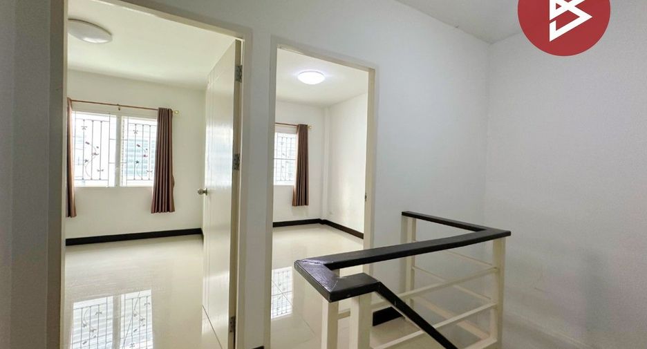 For sale 3 bedrooms townhouse in Phan Thong, Chonburi