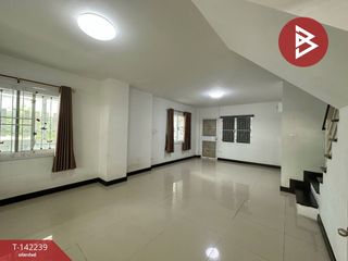 For sale 3 bedrooms townhouse in Phan Thong, Chonburi
