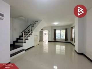 For sale 3 bedrooms townhouse in Phan Thong, Chonburi