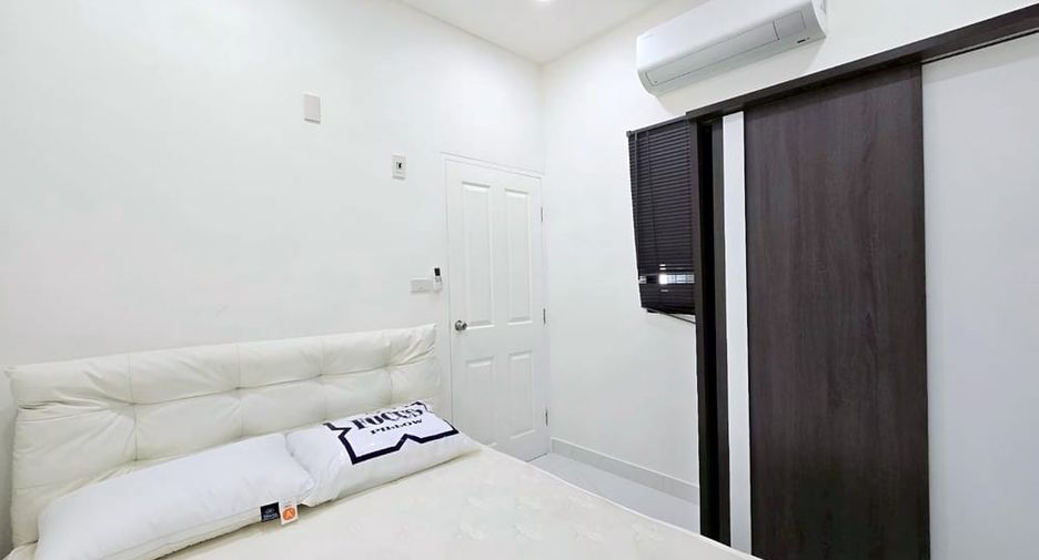 For rent 3 bedrooms house in East Pattaya, Pattaya