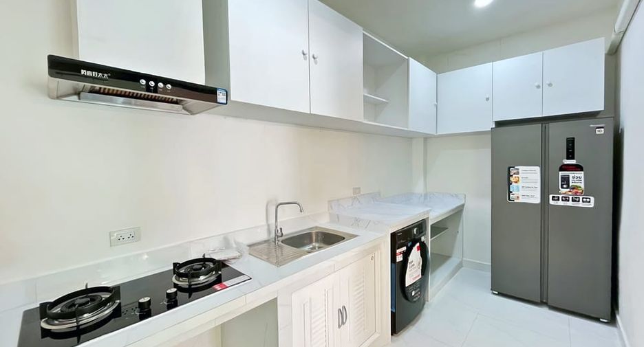 For rent 3 bedrooms house in East Pattaya, Pattaya