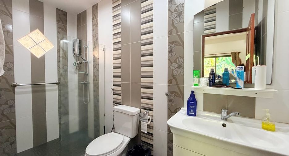 For sale 2 bedrooms house in East Pattaya, Pattaya