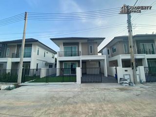 Haus zur Miete mit 3 Zimmer in Bang Lamung, Chonburi
