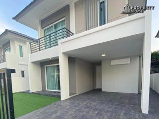 Haus zur Miete mit 3 Zimmer in Bang Lamung, Chonburi