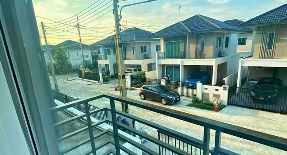For rent 3 bedrooms house in East Pattaya, Pattaya