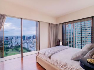 À louer 2 chambres condo à Pathum Wan, Bangkok
