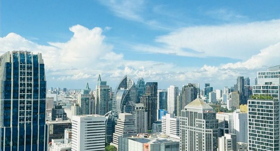Wohnung zur Miete mit 2 Zimmer in Pathum Wan, Bangkok