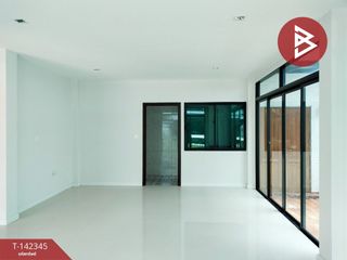 For sale 4 bedrooms house in Thanyaburi, Pathum Thani