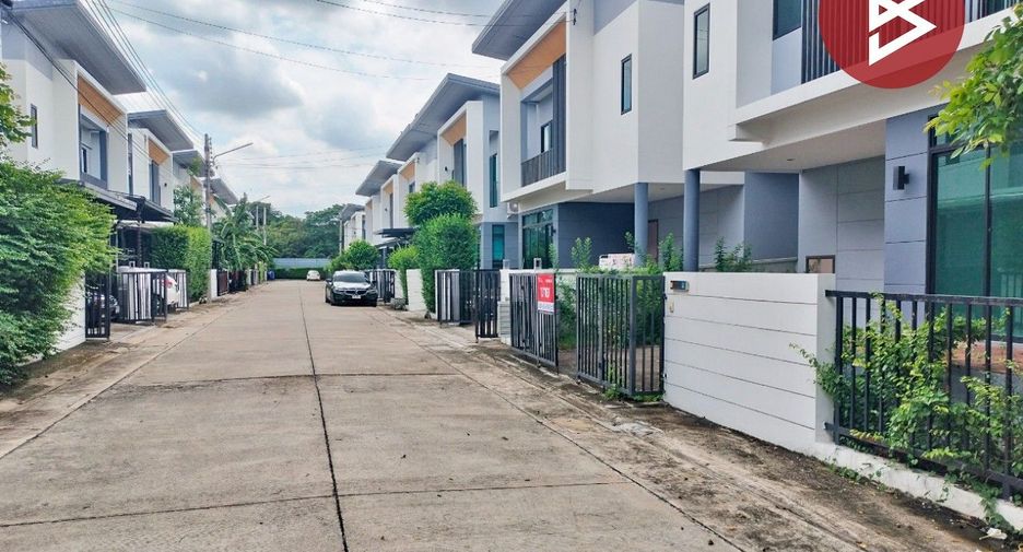 À vendre 4 chambres maison à Thanyaburi, Pathum Thani