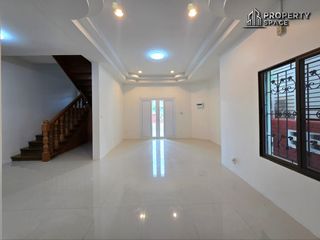 Haus zur Miete und zum Kauf mit 3 Zimmer in Bang Lamung, Chonburi