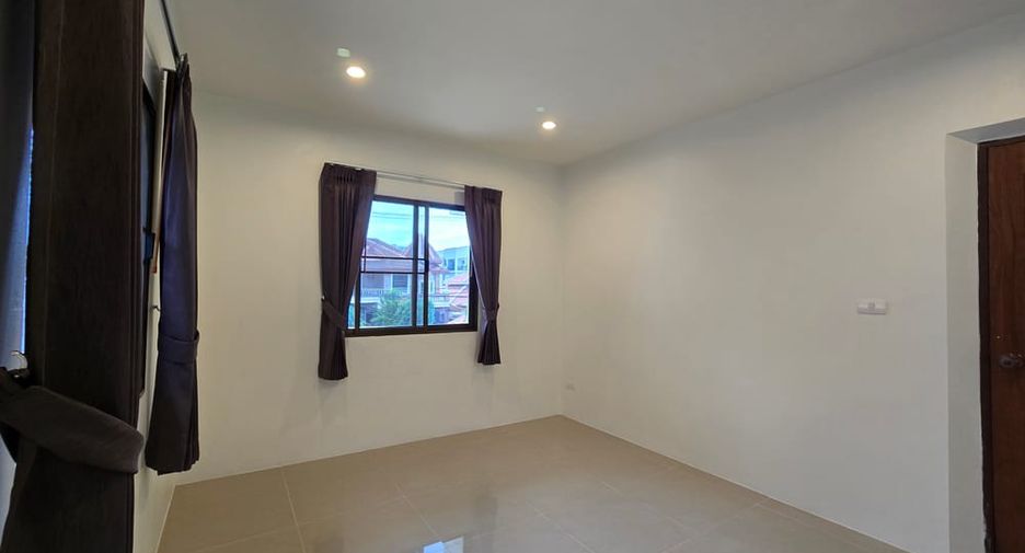 For rent and for sale 3 bedrooms house in South Pattaya, Pattaya