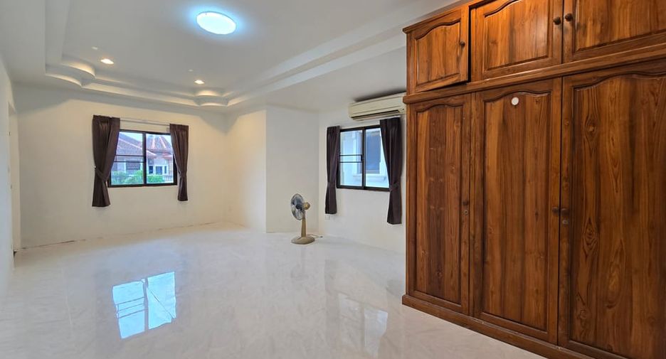 For rent and for sale 3 bedrooms house in South Pattaya, Pattaya