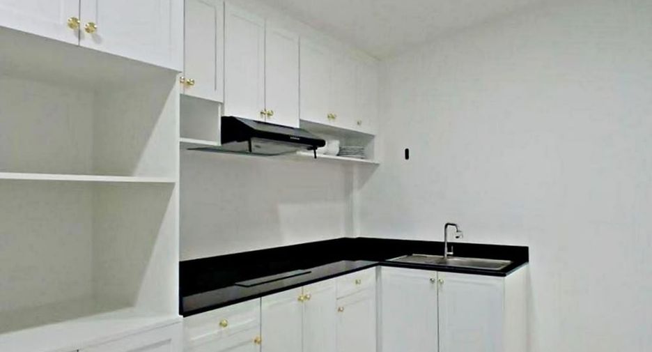 Haus zur Miete und zum Kauf mit 3 Zimmer in East Pattaya, Pattaya