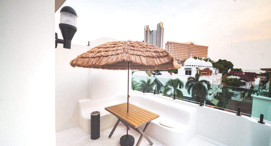 For rent 3 bedrooms house in North Pattaya, Pattaya