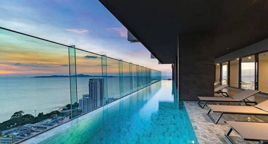 For sale 1 bed apartment in Pratumnak, Pattaya