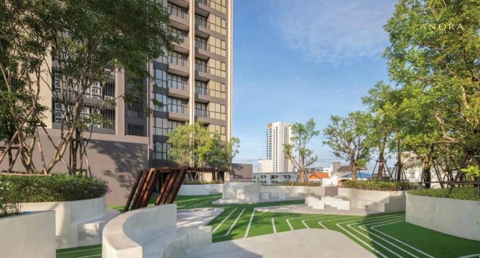 For sale 1 bed apartment in Pratumnak, Pattaya