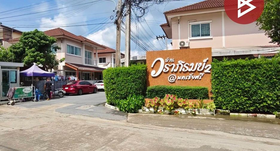 出售 4 卧室 独立屋 在 Nakhon Chai Si, Nakhon Pathom