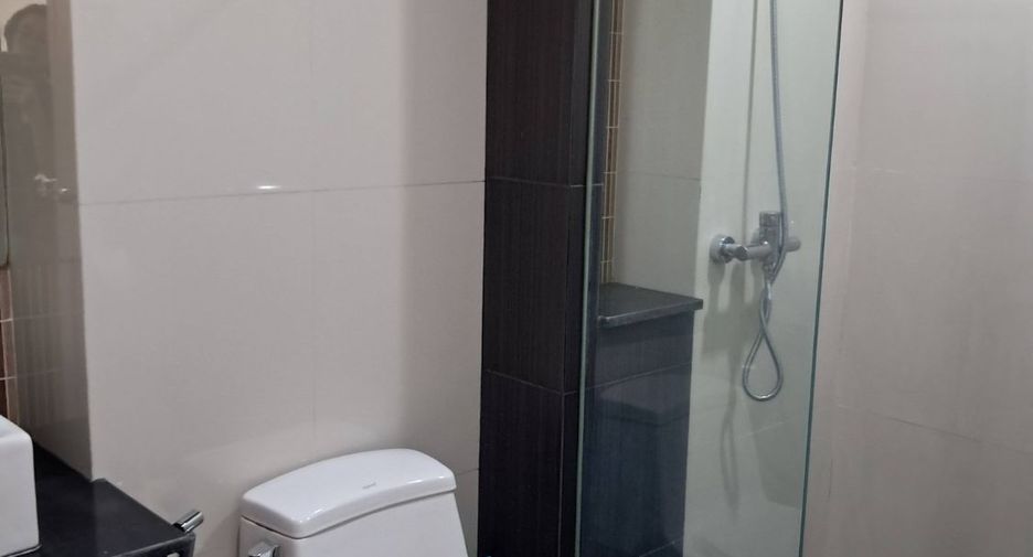 Wohnung zur Miete mit 1 Zimmer in Khlong Toei, Bangkok