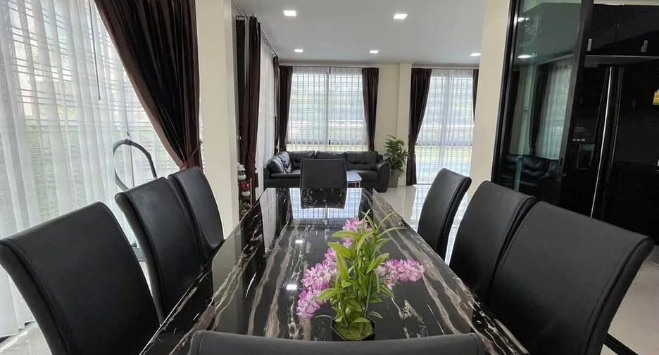Продажа 3 спальни вилла в Восточная Паттайя, Паттайя