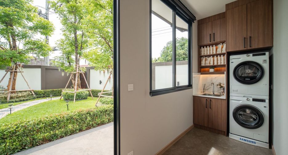 For sale 5 bedrooms house in Hang Dong, Chiang Mai