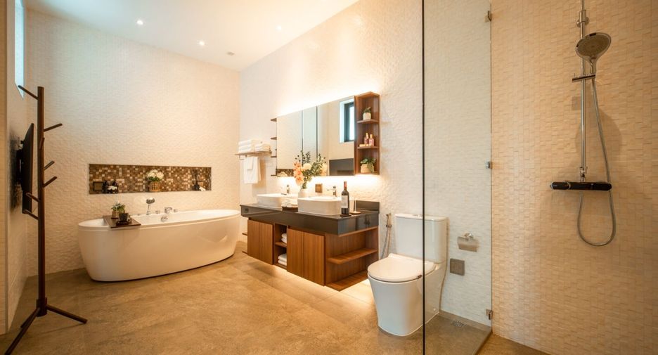 For sale 5 bedrooms house in Hang Dong, Chiang Mai