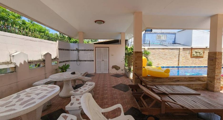 Villa en venta de 4 habitaciones en South Pattaya, Pattaya