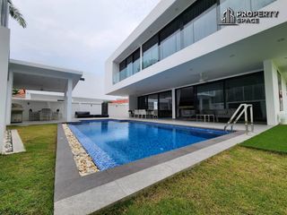 For sale 6 bedrooms villa in Bang Lamung, Chonburi