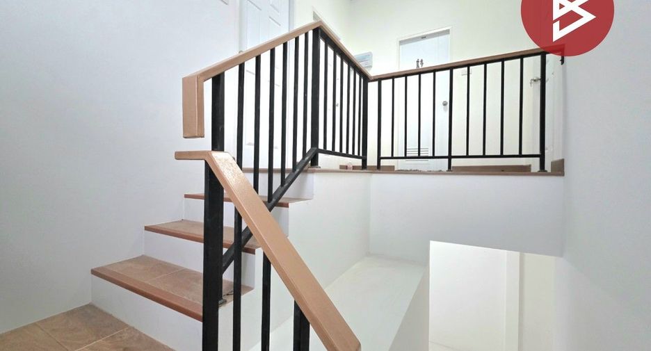 For sale 3 bedrooms house in Si Racha, Chonburi