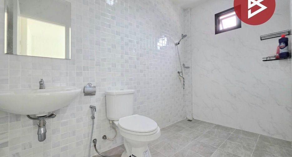 For sale 3 bedrooms house in Si Racha, Chonburi
