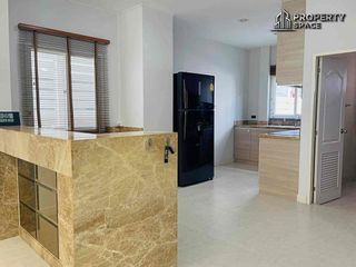 Haus zur Miete mit 3 Zimmer in Bang Lamung, Chonburi