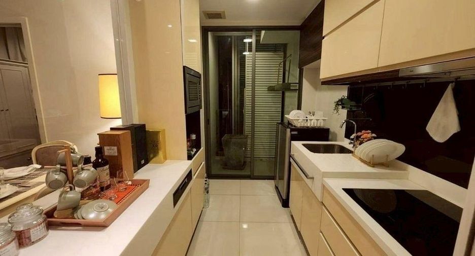 For rent and for sale 2 bedrooms condo in Phra Khanong, Bangkok