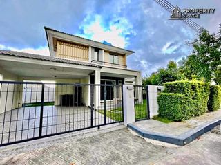 Haus zur Miete mit 3 Zimmer in Bang Lamung, Chonburi