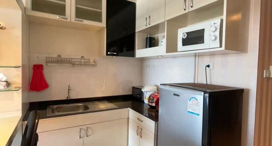Condo en alquiler de 1 habitaciones en Si Racha, Chonburi