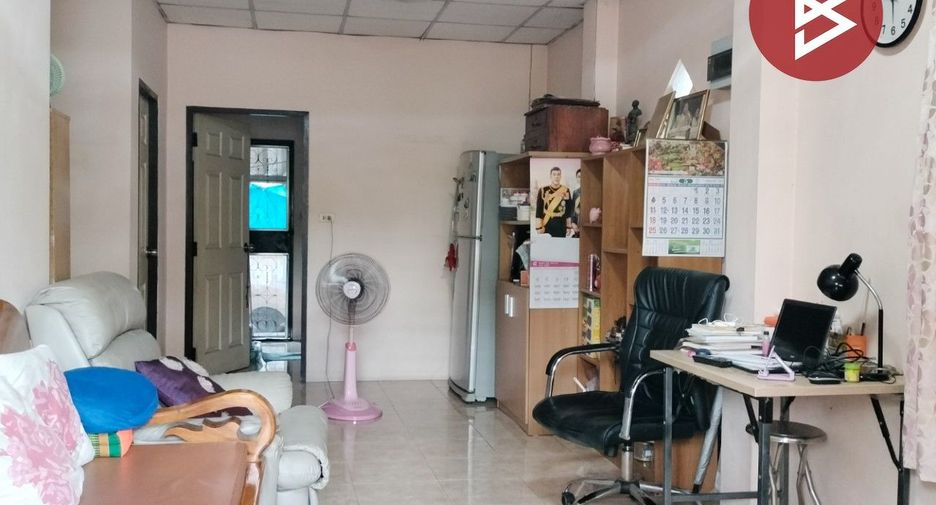 For sale 2 ベッドルーム house in Bang Kapi, Bangkok