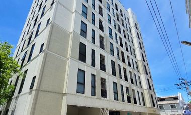 Продажа 1 кровать кондо в Mueang Samut Prakan, Самутпракан