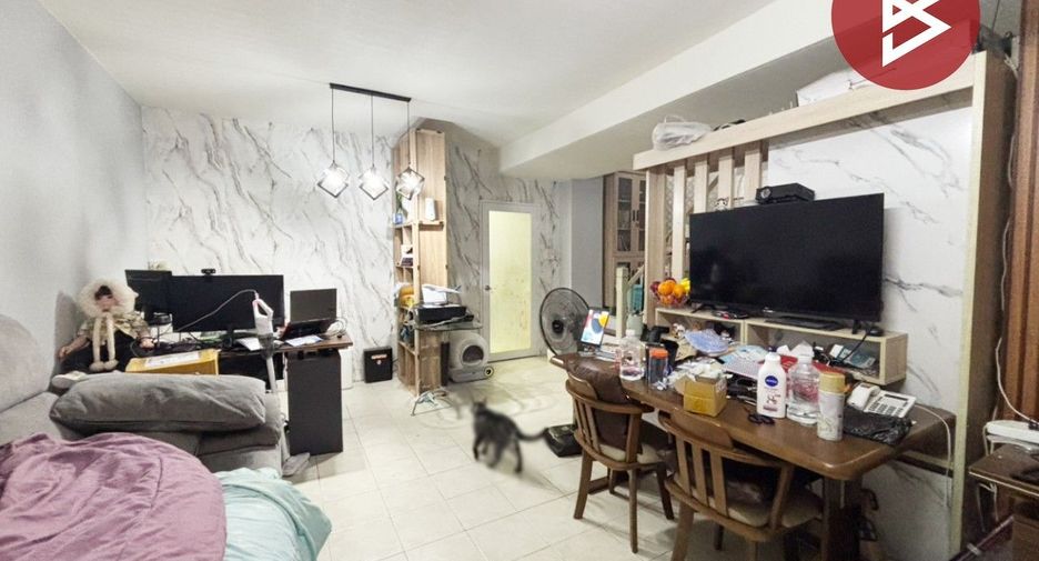 出售 4 卧室 联排别墅 在 Mueang Samut Prakan, Samut Prakan