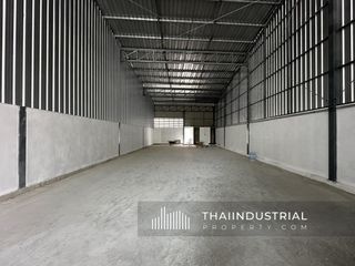À louer entrepôt à Bang Phli, Samut Prakan