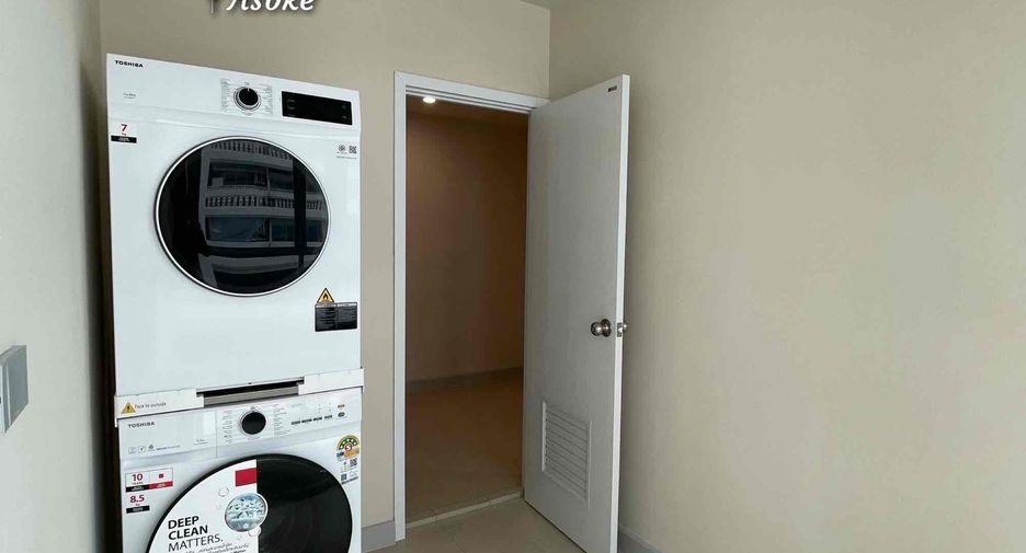 Apartamento en alquiler de 3 habitaciones en Khlong Toei, Bangkok