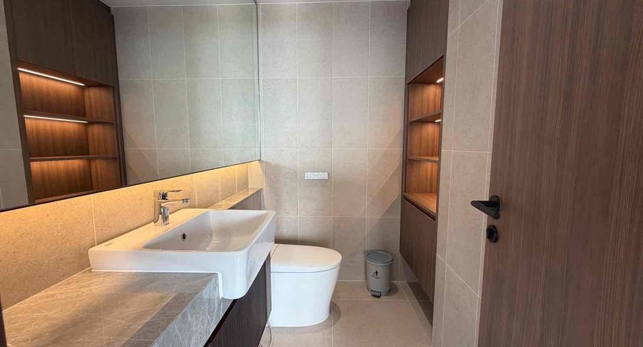 For rent 3 bedrooms condo in Sattahip, Chonburi