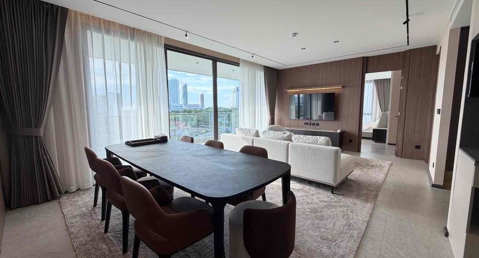 For rent 3 bedrooms condo in Sattahip, Chonburi
