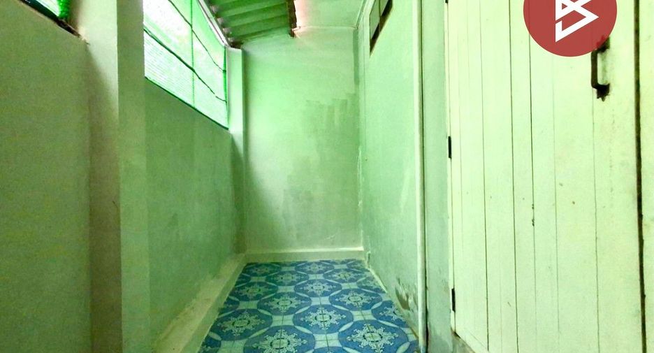 出售 2 卧室 联排别墅 在 Mueang Uttaradit, Uttaradit