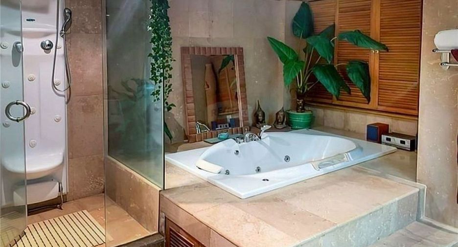 ขาย 3 ห้องนอน คอนโด ใน วัฒนา, กรุงเทพฯ