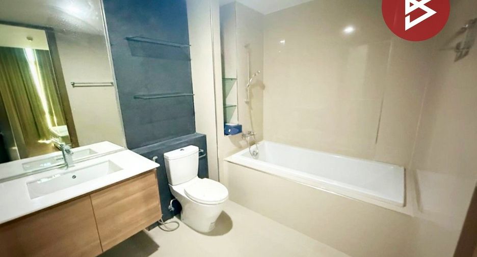 For sale 1 bed condo in Si Racha, Chonburi