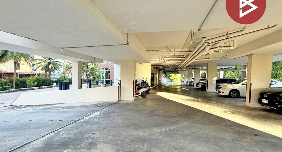 For sale 1 bed condo in Si Racha, Chonburi