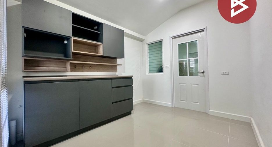 Casa en venta de 4 habitaciones en Mueang Chon Buri, Chonburi